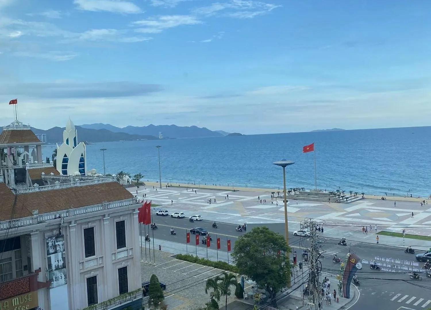Happy Light Central Nha Trang